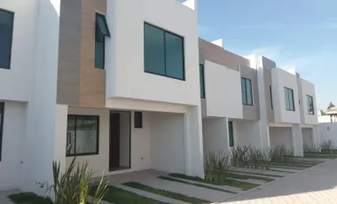 CASA EN VENTA EN COLONIA BUGAMBILIAS