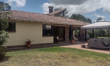 SE VENDE  HERMOSA CASA-FINCA EN MADRID CUNDINAMARCA