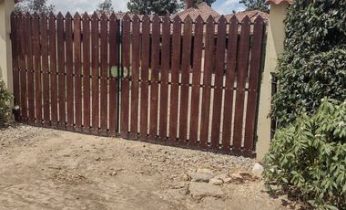 SE VENDE  HERMOSA CASA-FINCA EN MADRID CUNDINAMARCA