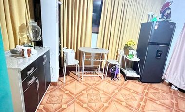 Venta De Linda Casa De 3 Pisos A Pocas Cuadras De Tottus