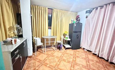 Venta De Linda Casa De 3 Pisos A Pocas Cuadras De Tottus