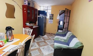 Venta Casa Frente Al Instituto Seoane A Pocas Cuadras De La Estacion Bayobar Del Tren Electrico
