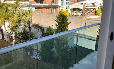 CASA EN VENTA EN HARAS, A 2 MINUTOS DE LA ENTRADA PRINCIPAL, 5 RECÁMARAS ENORMES, UNA RECÁMARA EN PLANTA BAJA CON BAÑO COMPLETO, PUEBLA