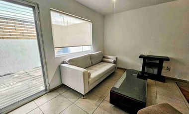 CASA SOLA AMUEBLADA EN RENTA EN JURIQUILLA SANTA FE COND PENINSULA