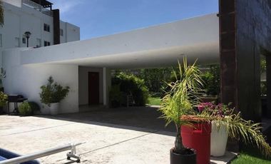 CASA SOLA AMUEBLADA EN RENTA EN JURIQUILLA SANTA FE COND PENINSULA