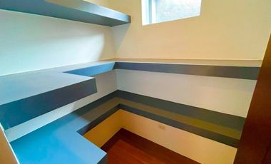 For Sale Brand New Modern Design Two (3) Storey Duplex House and Lot in Parañaque City