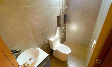 For Sale Brand New Modern Design Two (3) Storey Duplex House and Lot in Parañaque City