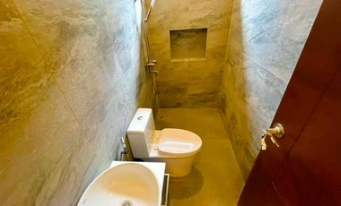 For Sale Brand New Modern Design Two (3) Storey Duplex House and Lot in Parañaque City