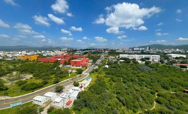 Penthouse de 2 niveles con amenidades y 4 recamaras - Santa Fe Juriquilla. VENTA