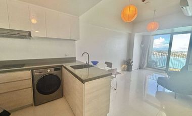FOR SALE - 1BR WITH SEAVIEW BALCONY IN MANDANI BAY, MANDAUE CEBU. READY FOR OCCUPANCY.