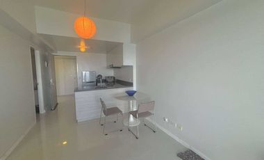 FOR SALE - 1BR WITH SEAVIEW BALCONY IN MANDANI BAY, MANDAUE CEBU. READY FOR OCCUPANCY.