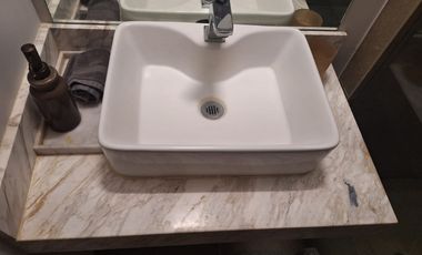 RENTA DEPARTAMENTO EN TORRE NARAN  CON MINI SPLIT