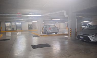RENTA DEPARTAMENTO EN TORRE NARAN  CON MINI SPLIT