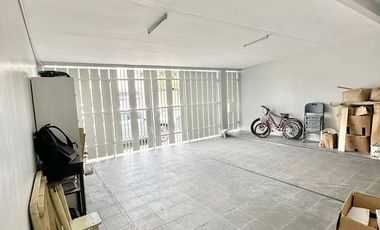 💥 Hot Deal in Kapitolyo! 4BR House for Lease – 1st Month FREE! 💥 Fully furnished, ready for occupancy, with a 3-car garage. Grab this offer while it