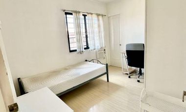 💥 Hot Deal in Kapitolyo! 4BR House for Lease – 1st Month FREE! 💥 Fully furnished, ready for occupancy, with a 3-car garage. Grab this offer while it