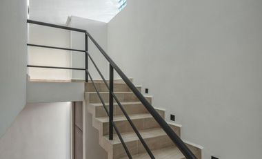 VILLA O TOWN HOUSE EN PRIVADA EN TEMOZÓN NORTE