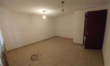 EXCELENTE PROPIEDAD CON GRANDES ESPACIOS