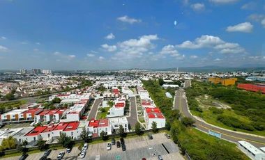 Santa Fe Juriquilla Pent House de dos niveles en venta cerca de Hospital Moscati HOMA824