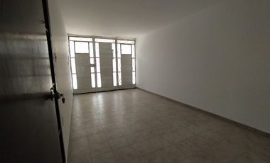 ARRENDAMOS AMPLIA CASA COMERCIAL SAN ALONSO BUCARAMANGA