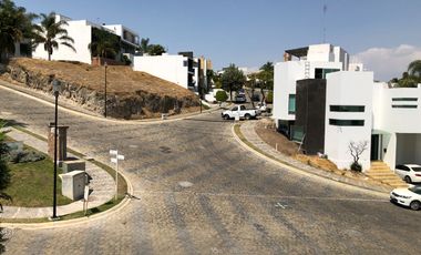 DEPARTAMENTO DE LUJO EN CLUSTER 10 10 10 LOMAS DE ANGELOPOLIS