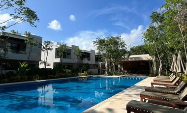 DISFRUTA DE TU CASA EN PLAYA DEL CARMEN A 10 MIN DE LA PLAYA DESDE $4,000,000.