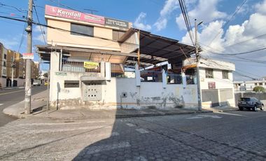 VENTA EDIFICIO RENTERO CON GALPÓN SECTOR KENNEDY