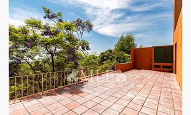 Casa Jacarandas - Rancho Cortés
