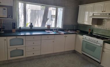 EXCELENTE RESIDENCIA EN VENTA  CONDADO DE SAYAVEEDRA