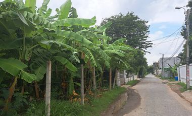 Land for sale, 202 square wah, Soi Ram Intra 65, Intersection 6, near MRT Ram Intra Station, Km.6, only 800 m. Suitable for investment as a home offic