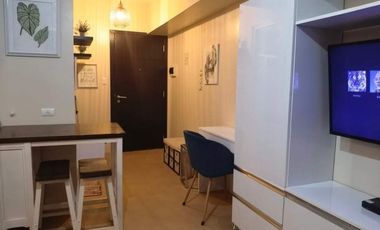 25 sqm Studio Interiored Fully Furnished at Avida Tower Davao