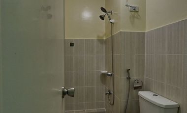 ONEMETROPOLITAN021XLR: For Sale Unfurnished Studio with Balcony in One Metropolitan Place