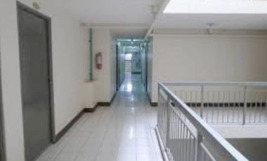 ONEMETROPOLITAN034XR: For Sale Fully Furnished Studio with Balcony in One Metropolitan Place