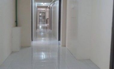 ONEMETROPOLITAN034XR: For Sale Fully Furnished Studio with Balcony in One Metropolitan Place
