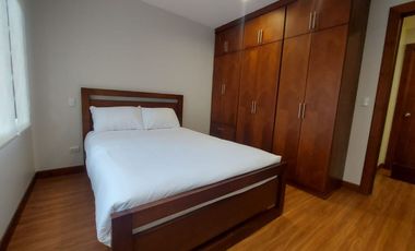 En renta departamento en Cuenca.