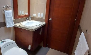 En renta departamento en Cuenca.