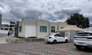 SE VENDE TERRENO GRANDE CON CONSTRUCCIÓN SECTOR ESTADIO DEL AUCAS