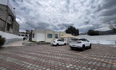 SE VENDE TERRENO GRANDE CON CONSTRUCCIÓN SECTOR ESTADIO DEL AUCAS