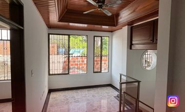 SE ARRIENDA ESPECTACULAR CASA COMERCIAL B/ ALTICO NEIVA (HUI-COL)