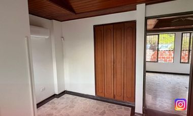 SE ARRIENDA ESPECTACULAR CASA COMERCIAL B/ ALTICO NEIVA (HUI-COL)