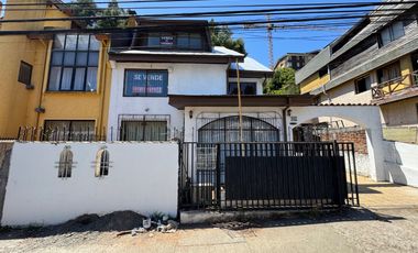 Gran casa 3 pisos en Barrio Universitario Concepción, Chorrillos