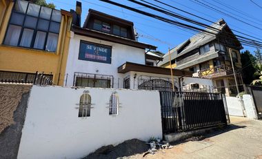 Gran casa 3 pisos en Barrio Universitario Concepción, Chorrillos
