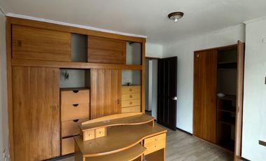 Gran casa 3 pisos en Barrio Universitario Concepción, Chorrillos