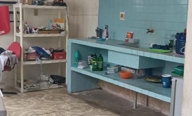 CASA EN VENTA DE OPORTUNIDAD UBICADA EN EL CENTRO DE MÉRIDA (SANTIAGO)