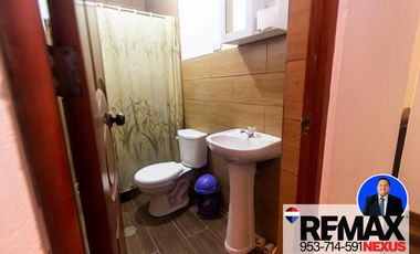 SE VENDE CASA DE TRES PISOS CON DOS LOCALES COMERCIALES EN AVENIDA EN SAN JUAN DE MIRAFLORES