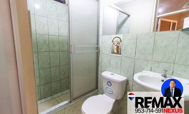 SE VENDE CASA DE TRES PISOS CON DOS LOCALES COMERCIALES EN AVENIDA EN SAN JUAN DE MIRAFLORES