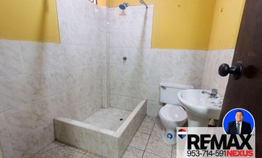 SE VENDE CASA DE TRES PISOS CON DOS LOCALES COMERCIALES EN AVENIDA EN SAN JUAN DE MIRAFLORES