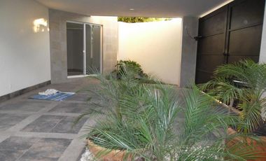 EXCELENTE CASA EN VENTA EN BOSQUES DEL REFUGIO