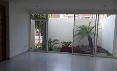 EXCELENTE CASA EN RENTA con opcion a compra.