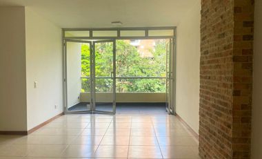 46076 Apto en Arriendo. El Esmeraldal