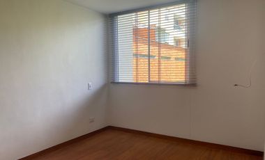 46076 Apto en Arriendo. El Esmeraldal